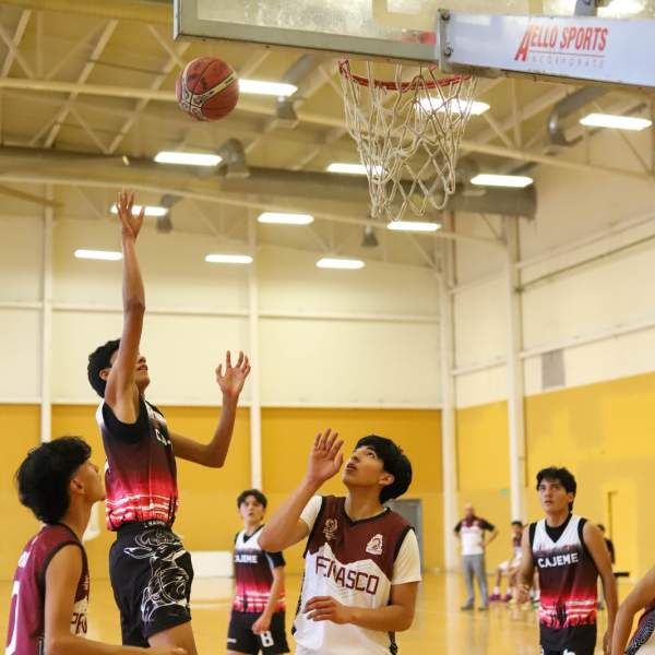 EMPIEZA BÚSQUEDA DE LOS CETROS EN EL BALONCESTO DE LA OLIMPIADA ESTATAL 